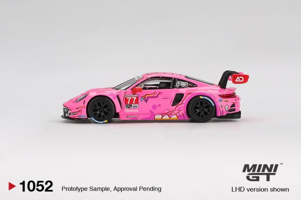 Mini GT Roxy MGT01052 Porsche 911 GT3 R #77 AO Racing 2024 – ảnh chi tiết 2