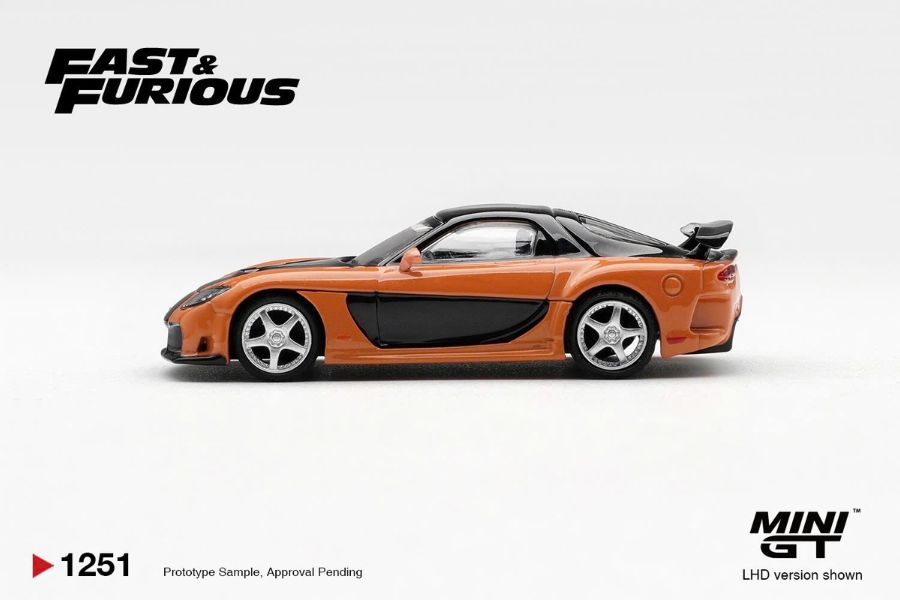 Mini GT MGT01251-BL Mazda RX-7 VeilSide Fortune “The Fast and the Furious: Tokyo Drift” Han Seoul-Oh – ảnh chi tiết 2