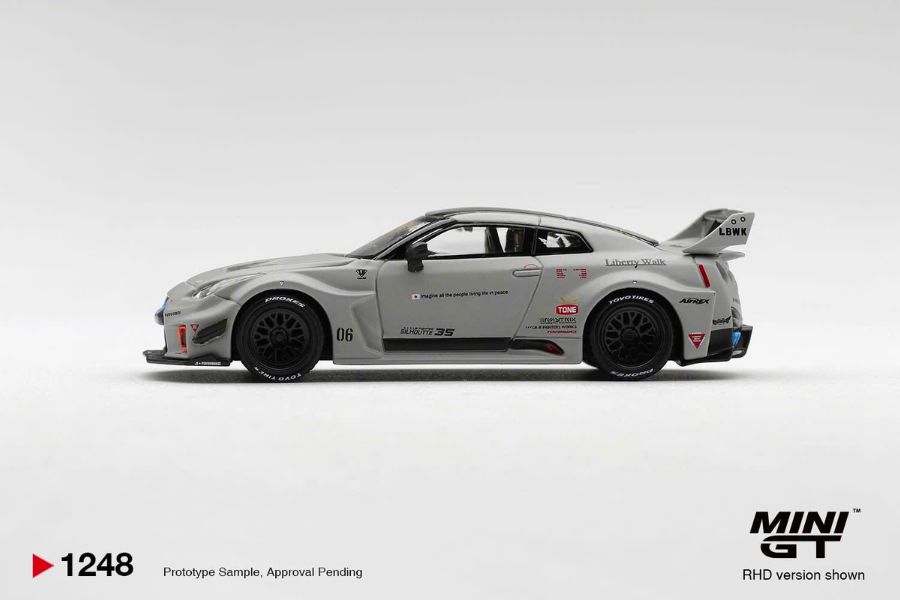Mini GT MGT01248 NISSAN LB-Silhouette WORKS GT 35GT-RR Ver.1 Matt Grey – ảnh chi tiết 2